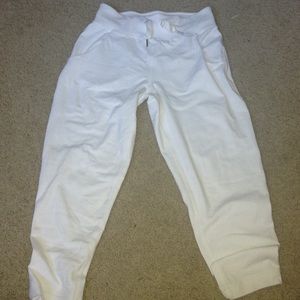 White lululemon joggers