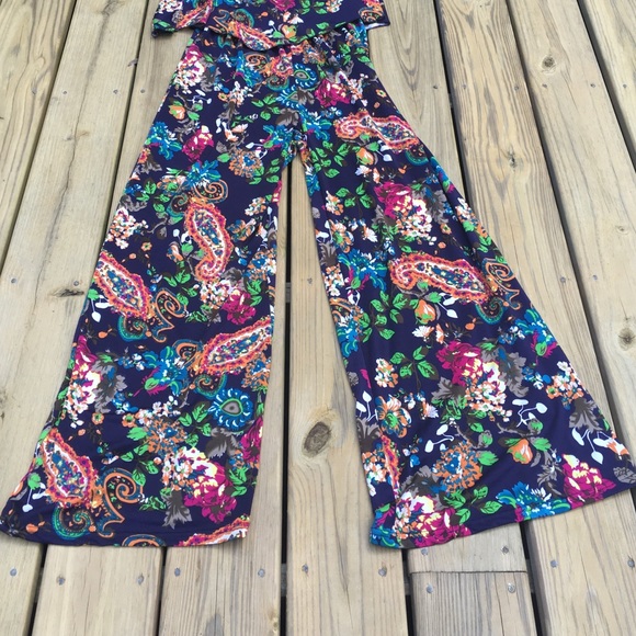 One piece romper - Picture 3 of 3