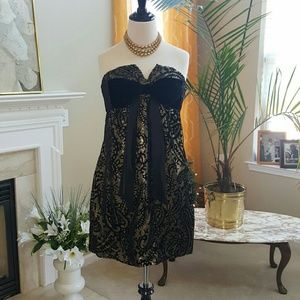 Betsy Johnson gold and black party dress