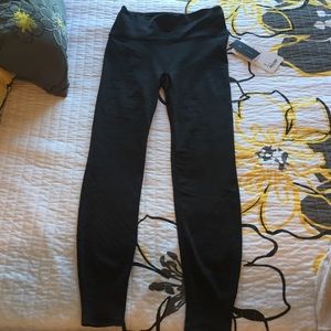 Lululemon Enlighten tight