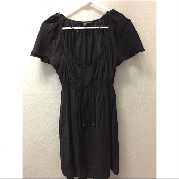 Flutter Sleeve Dress