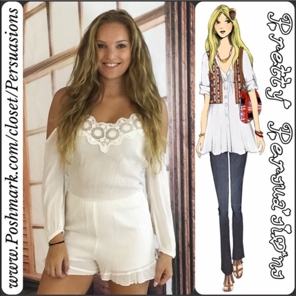 CLEARANCE‼️Crochet Trim Cold Shoulder Romper - Picture 2 of 4