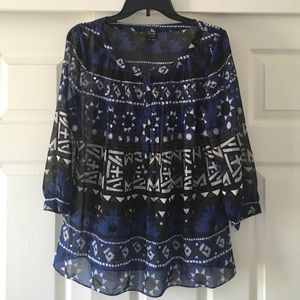 Blue and white patterned tunic