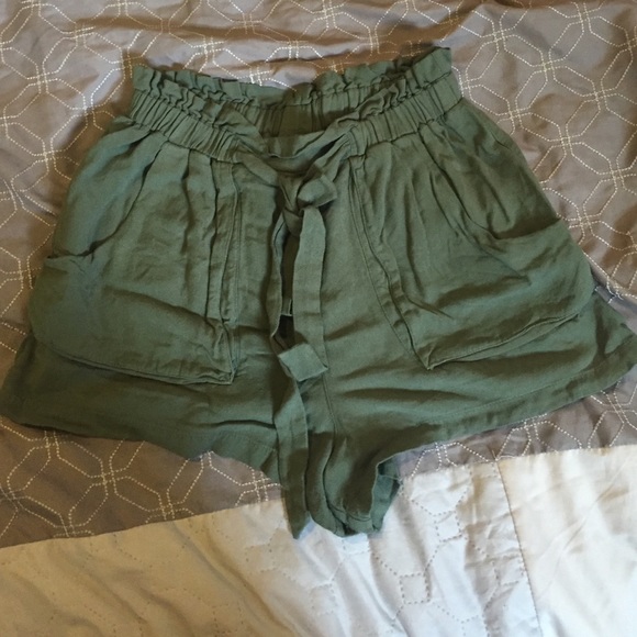 Olive green high-wasted shorts