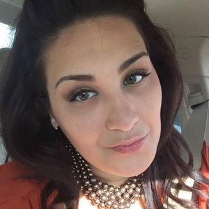 Meet your Posher, Christina