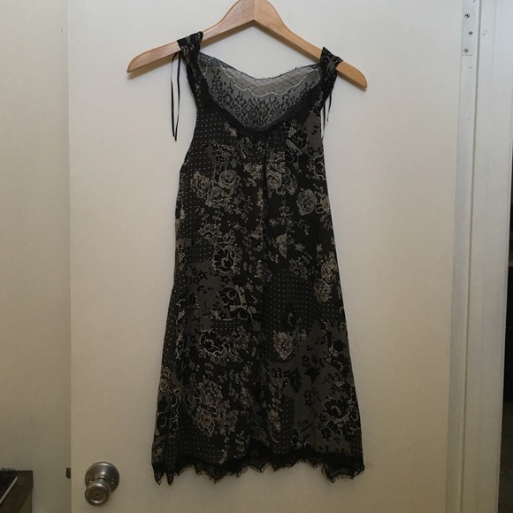 Black floral dress - Picture 1 of 4