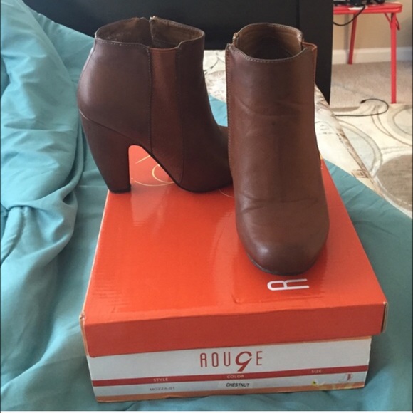 Rouge Booties