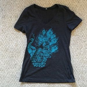 Peacock T-Shirt. Brand New! Never worn!