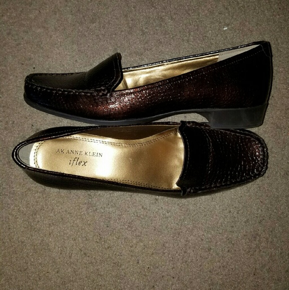 Anne Klein iflex, like new