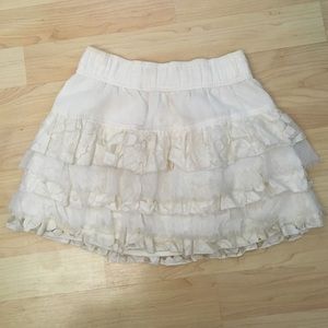 White lace skirt