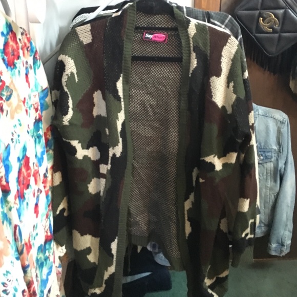 Sweaters - Army cardigan