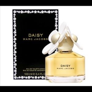 Marc Jacobs Daisy perfume AUTHENTIC