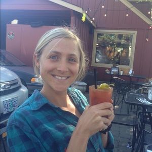 Meet your Posher, Ella