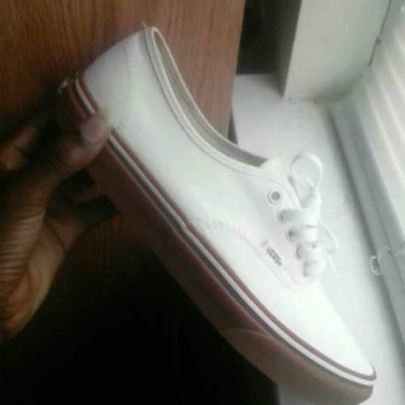 Vans - Picture 1 of 1
