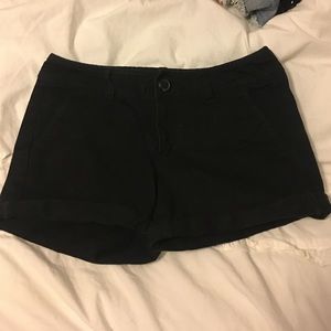American Eagle Black Midi shorts