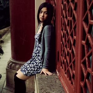 Meet your Posher, Yue