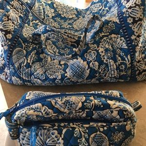 Vera Bradley set. Medium duffle with accessory bag