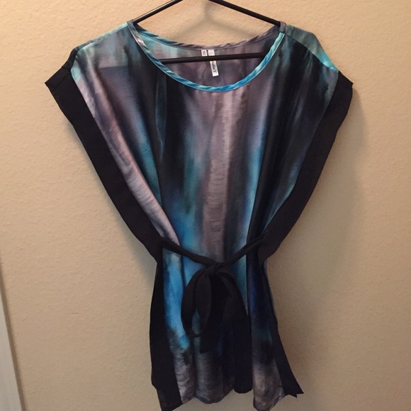 Sheer flowing top