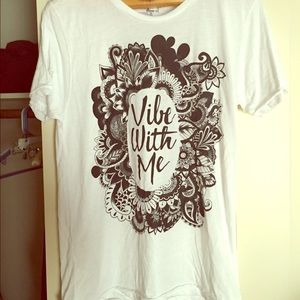 Electrothreads "Vibe with Me" t-shirt