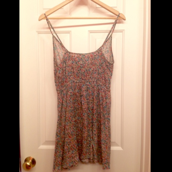 H&M Flower Dress - Picture 2 of 4