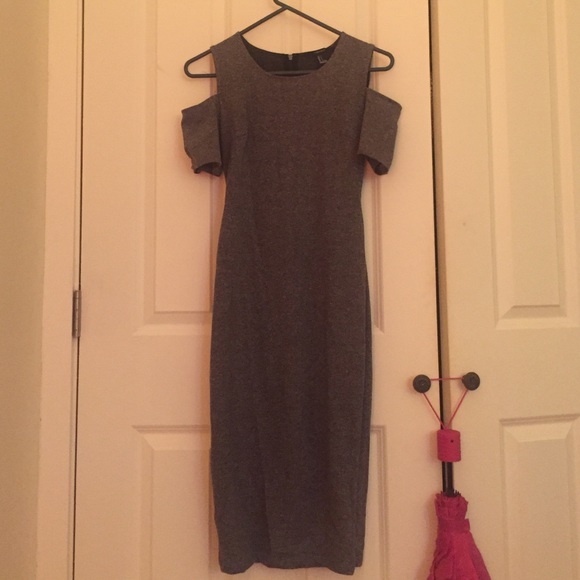 Forever21 | Grey Cold Shoulder Backless Dress