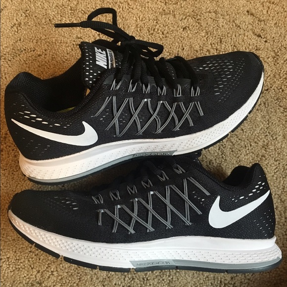 NIKE ZOOM PEGASUS 32 -size 7.5