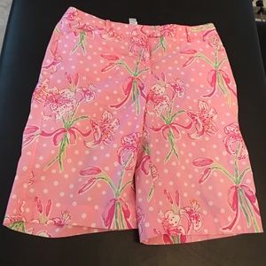 Flower pattern Lilly shorts!