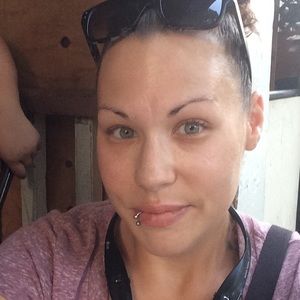 Meet your Posher, Valarie