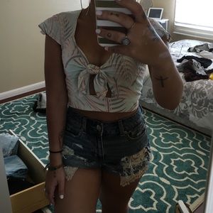 Kendal and Kylie crop top