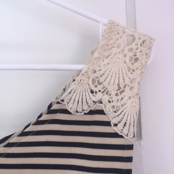 Classy & Cute - Picture 2 of 4