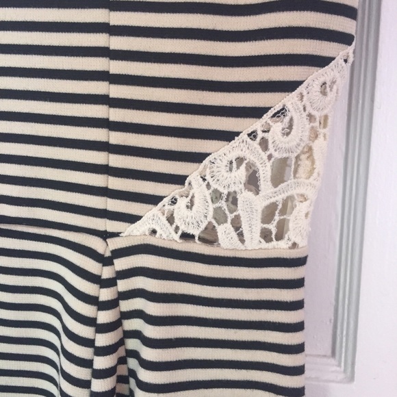 Classy & Cute - Picture 3 of 4