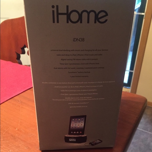 iHome - Picture 2 of 4