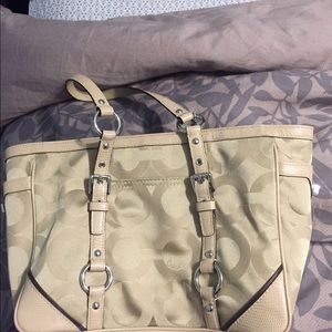 Coach Signature bag