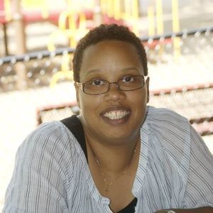 Meet your Posher, Atina