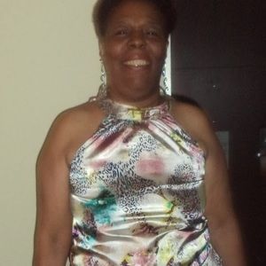 Meet your Posher, Cynthia