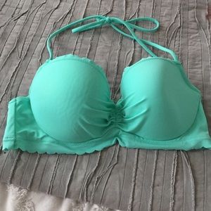 VS NWOT The Getaway Halter Bikini Top 34C