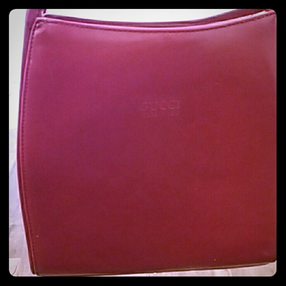 Gucci red leather handbag