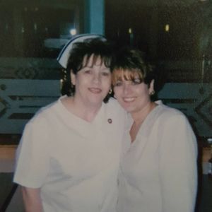 Meet your Posher, Iris