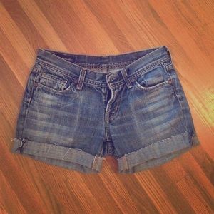 Cut off jean shorts