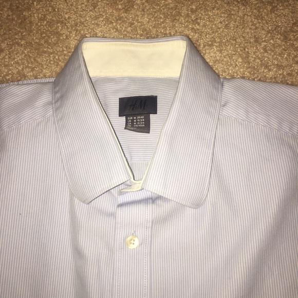 Men's H&M Short Sleeve Dress Shirt - Picture 2 of 3
