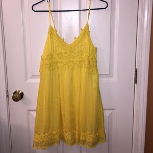 Doesn't fit in mid area.