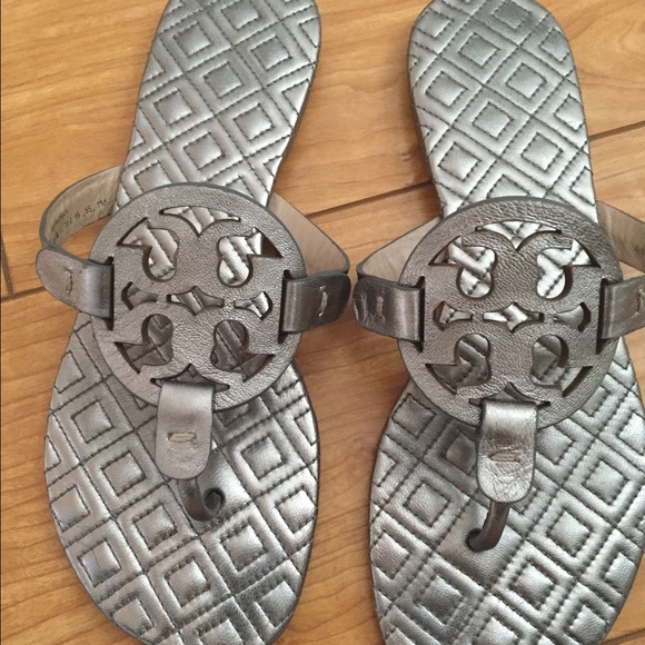 Authentic Tory Burch Miller quilted sandal