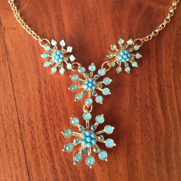 🎉🎉HP🎉🎉Gloria Vanderbilt Necklace NWT - Picture 2 of 2