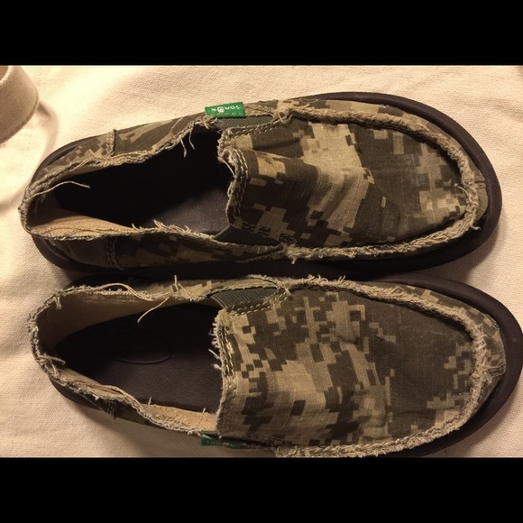 Sanuk Shoes