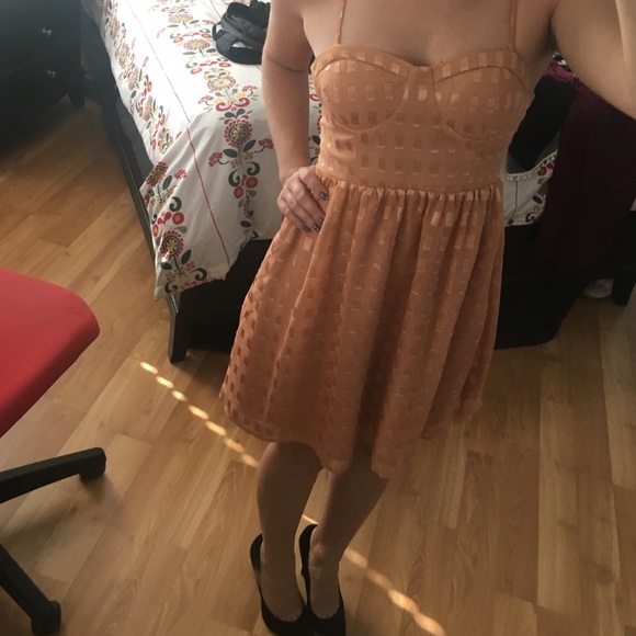 F21 tan dress $15!