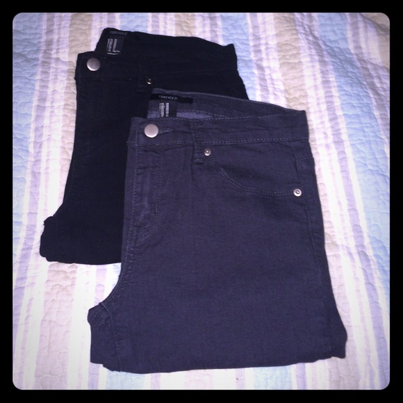 Bundle of 2 Forever 21 Skinny Jean/ Jeggings