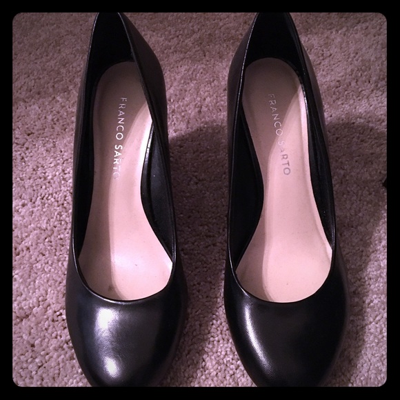 Franco Sarto wedges