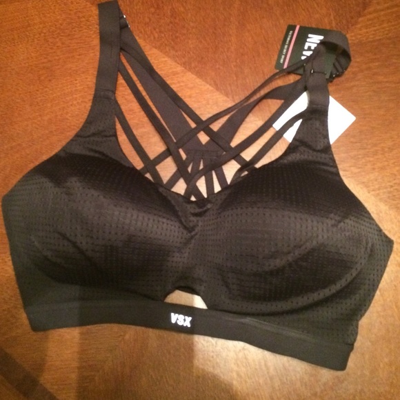 Brand New Victoria's Secret VSX Sports Bra!