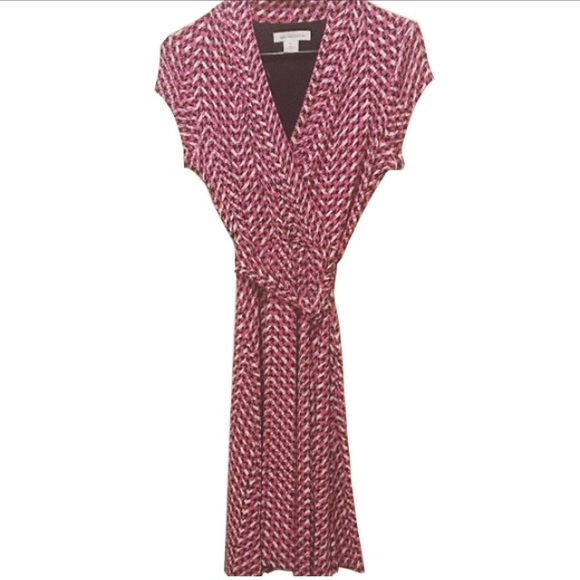 Liz Claiborne Dresses & Skirts - Pink wrap style dress