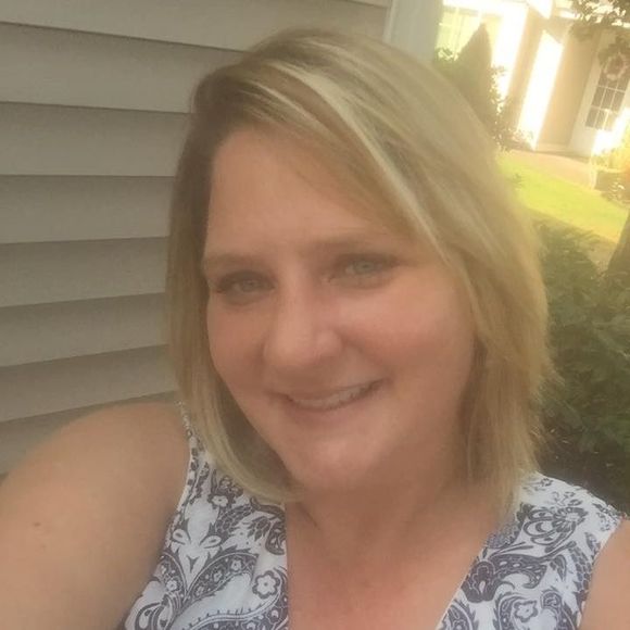 Meet your Posher, Zabrina - Picture 1 of 1